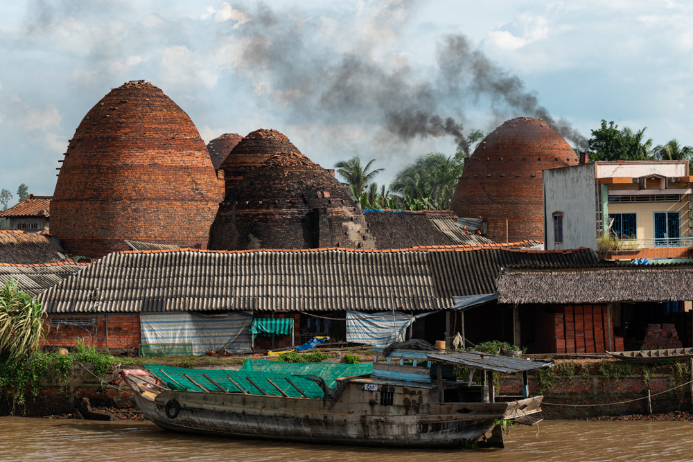 Vietnam brick factory - Documentary travel photography